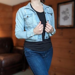 Forever 21 distressed cropped jean jacket